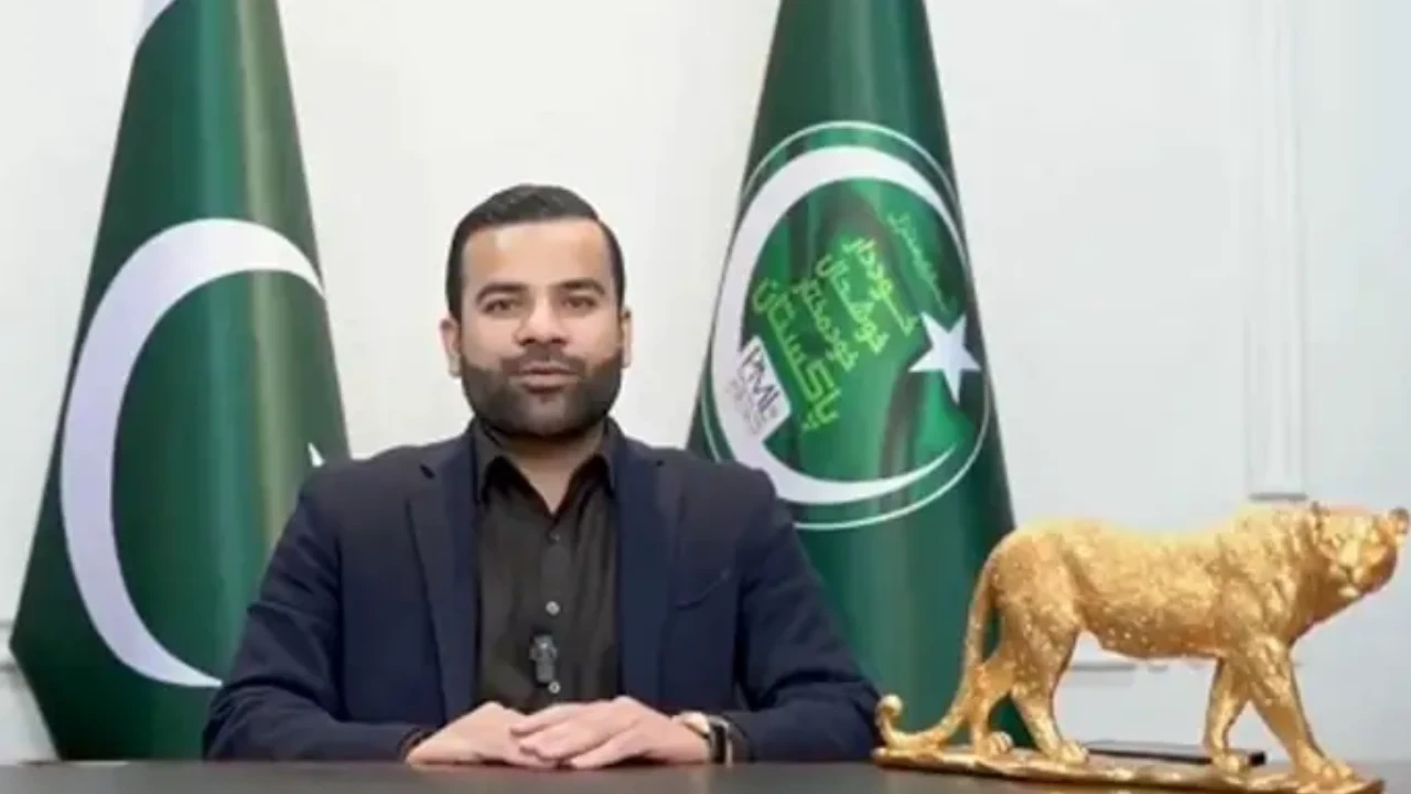 عمران خان اور ان کی اہلیہ کو توشہ خانہ کیس2میں سزا آئین و قانون کے عین مطابق ہے۔بیرسٹر عقیل [Draft]