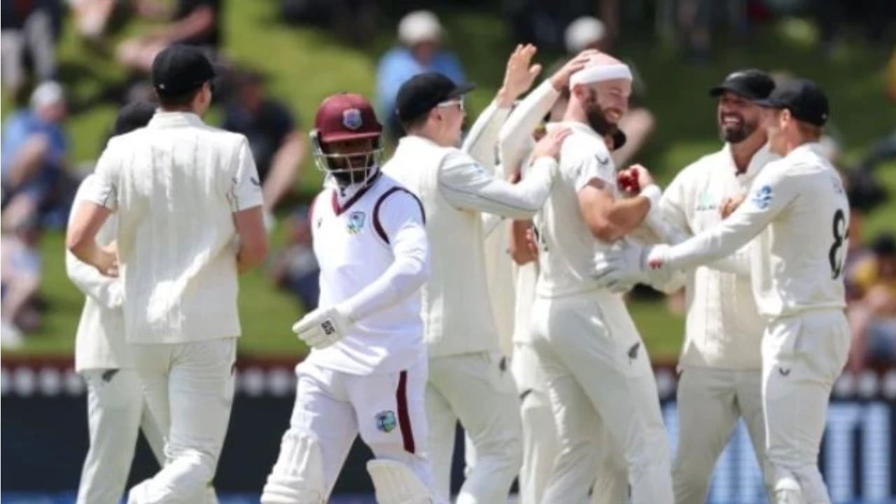 نیوزی لینڈ کی ویسٹ انڈیز کو 323 رنز سے شکست، سیریز 0-2 جیت لی [Draft]