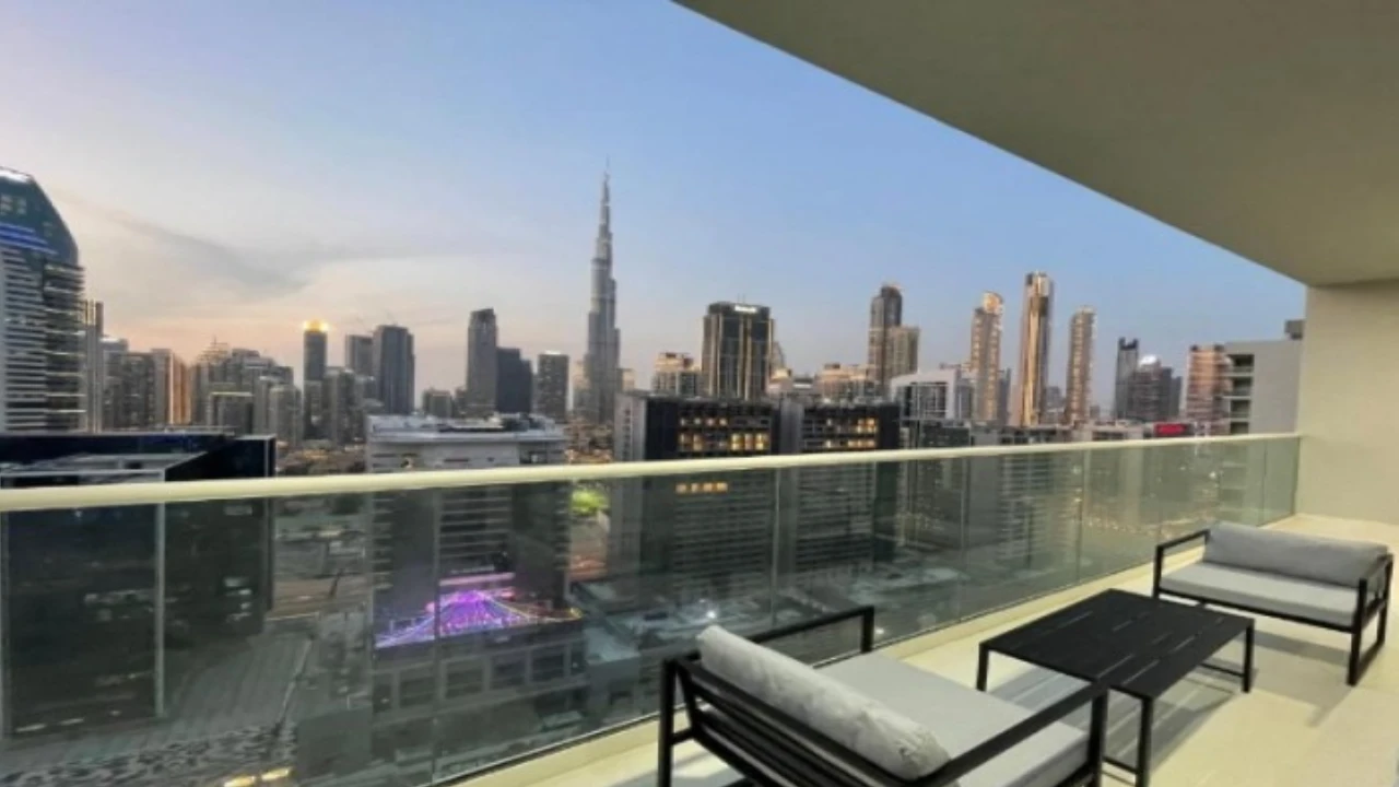 دبئی میں بھارتی شخص کے 14 لاکھ روپے کرائے والے اپارٹمنٹ کی ویڈیو وائرل [Draft]
