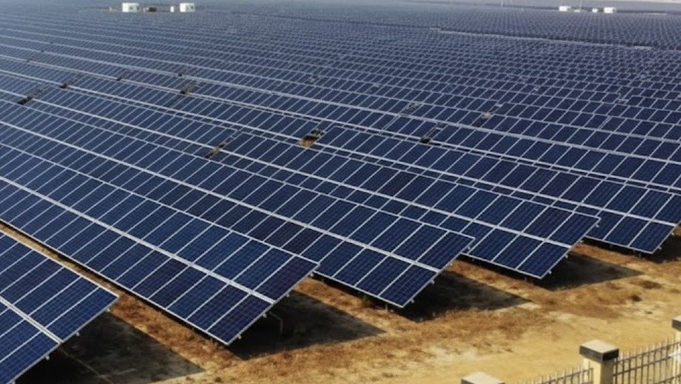 پاکستان کے شمسی توانائی شعبے میں 2.8 ارب ڈالر کی مالیاتی رکاوٹیں
