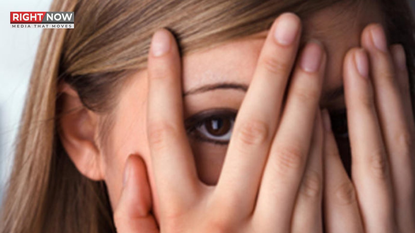 شرمیلے افراد کی محفل میں شرکت کی ہچکچاہٹ ختم کرنے کے طریقے