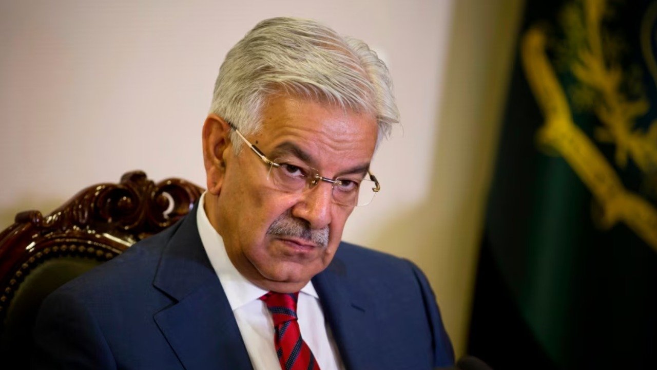 وزیر دفاع: پچھلی حکومت کے کھنڈرات پر نئی عمارت کی تعمیر