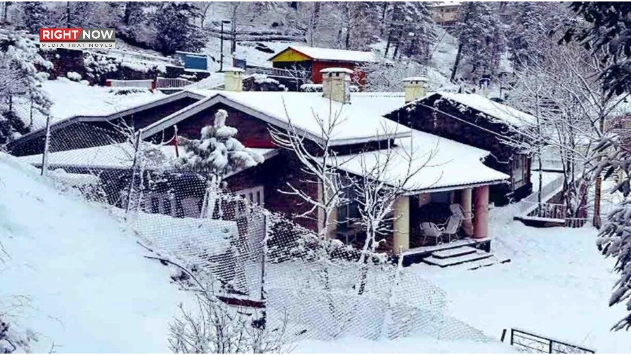 جنوبی وزیرستان اور چترال میں شدید برفباری سے مشکلات