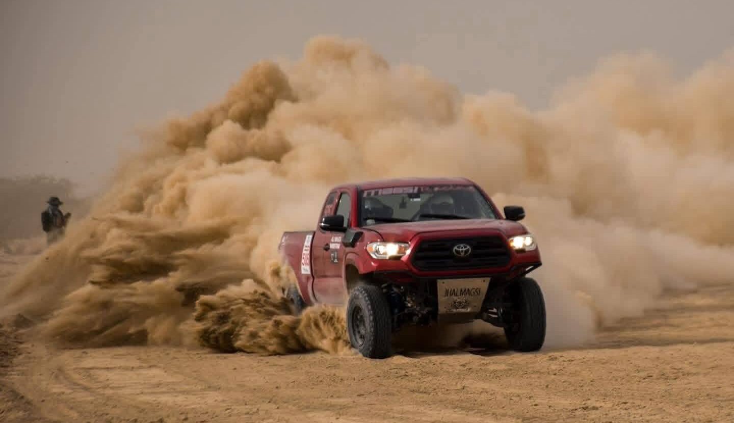 جھل مگسی جیپ ریلی میں گاڑی کو حادثہ، 4 افراد زخمی