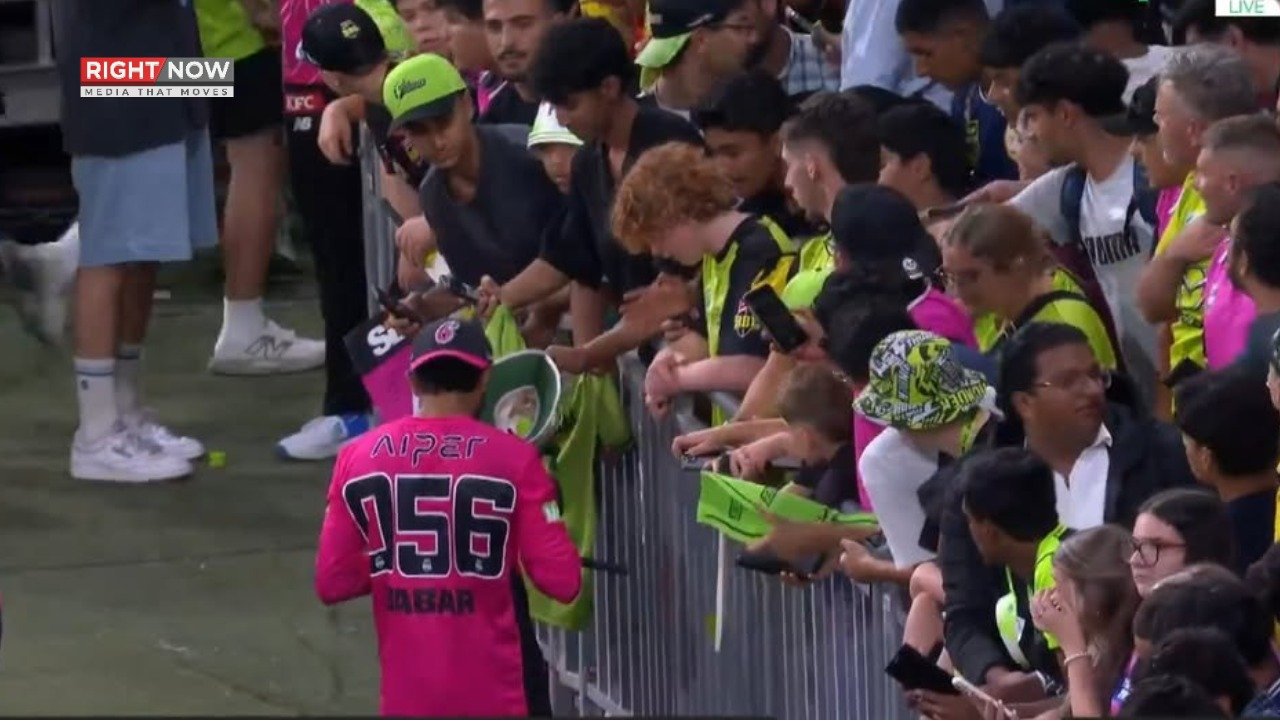 بابر اعظم بچوں کے حق میں بولے، بڑوں کو پیچھے ہٹنے کا کہا