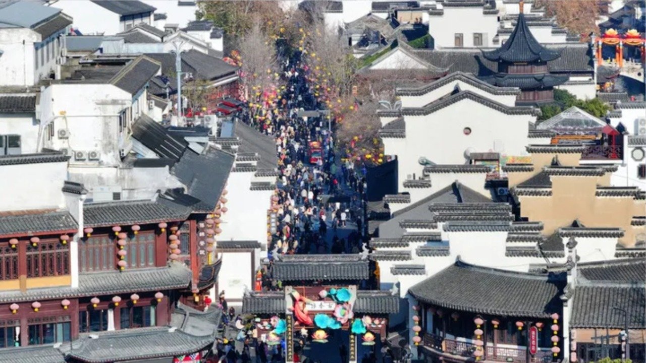 چین نے بین الاقوامی مسافروں کے لیے ویزا فیس میں رعایت دی