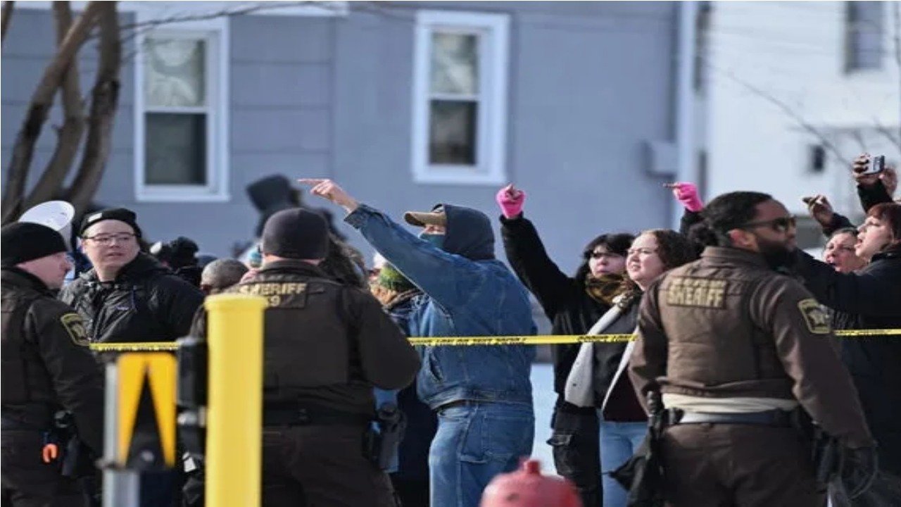 منی سوٹا میں امیگریشن افسر کے ہاتھوں خاتون کا قتل، مظاہرے