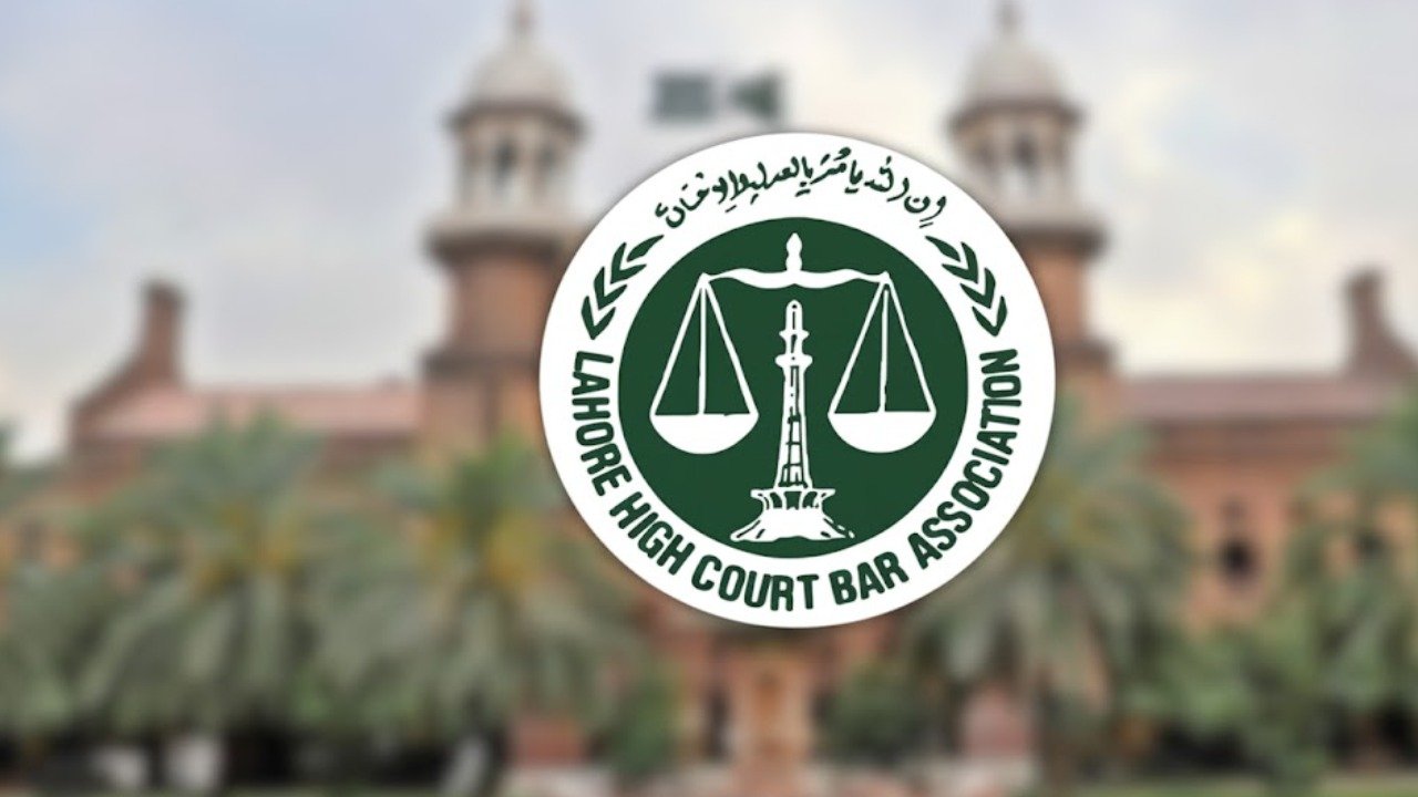 لاہور بار ایسوسی ایشن کے انتخابات میں 27 امیدوار مدمقابل