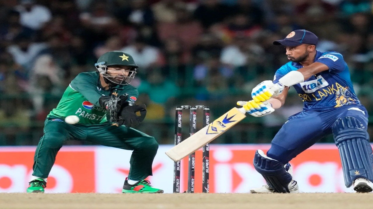 پاکستان اور سری لنکا کا دوسرا ٹی 20 میچ آج دمبولا میں