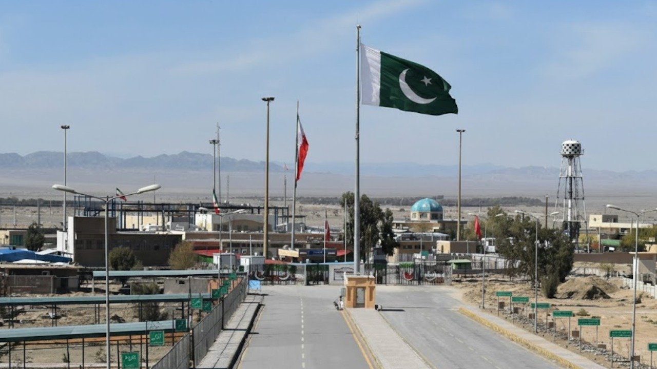 پاکستان نے ایران سفر کے لیے احتیاطی ہدایات جاری کر دی