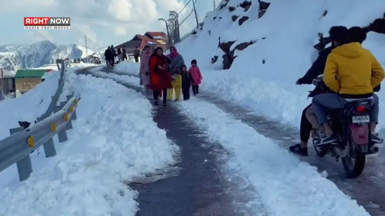 آزاد کشمیر میں برفباری سے مظفر آباد کا 9 سالہ ریکارڈ ٹوٹ گیا