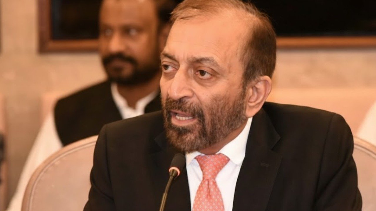 فاروق ستار کا الزام، وزیراعلیٰ سندھ سانحہ گل پلازہ پر گمراہ کر رہے ہیں