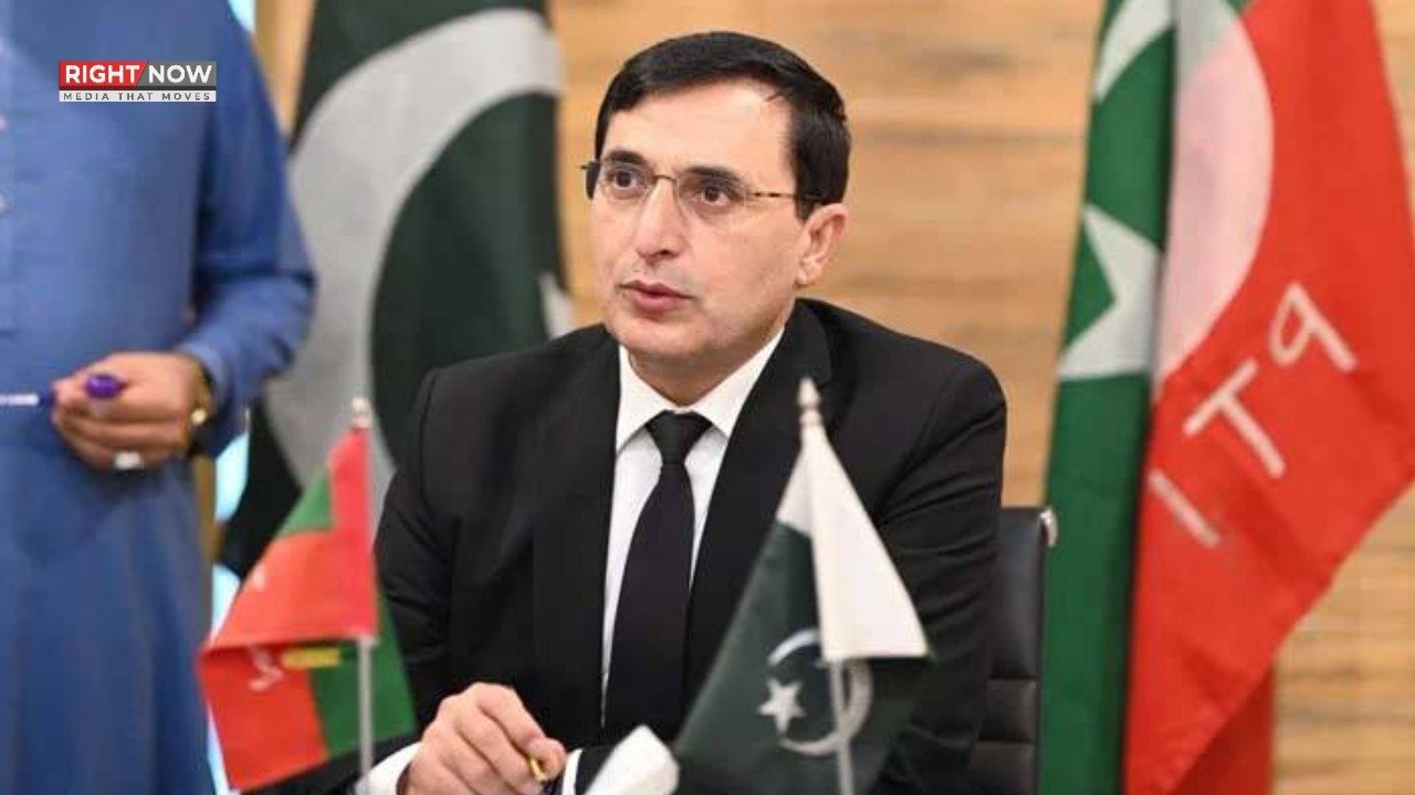 تحریک انصاف میں فارورڈ بلاک نہیں، بیرسٹر گوہر