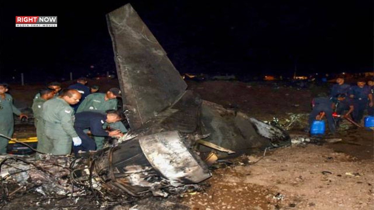 ایران میں جنگی طیارہ گر کر تباہ، پائلٹ کی ہلاکت