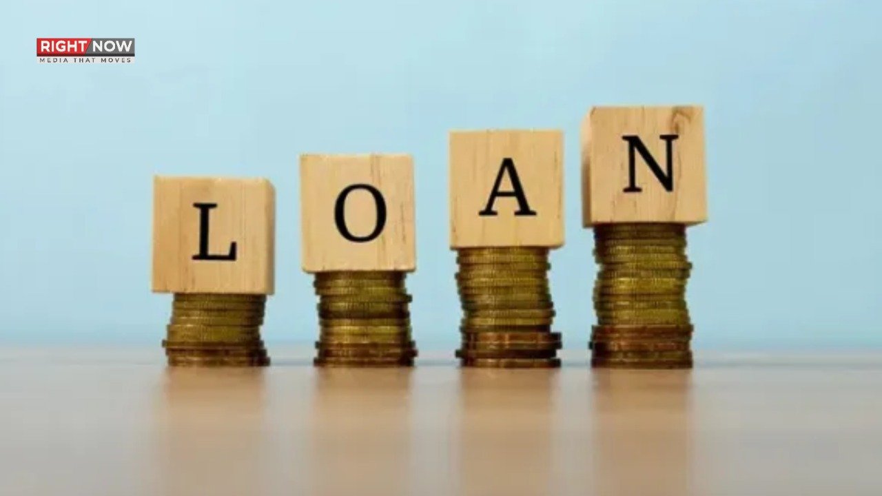 حکومت نے مالی سال میں 10.6 ارب ڈالر قرض لیا اور 13.3 ارب ڈالر ادا کیا