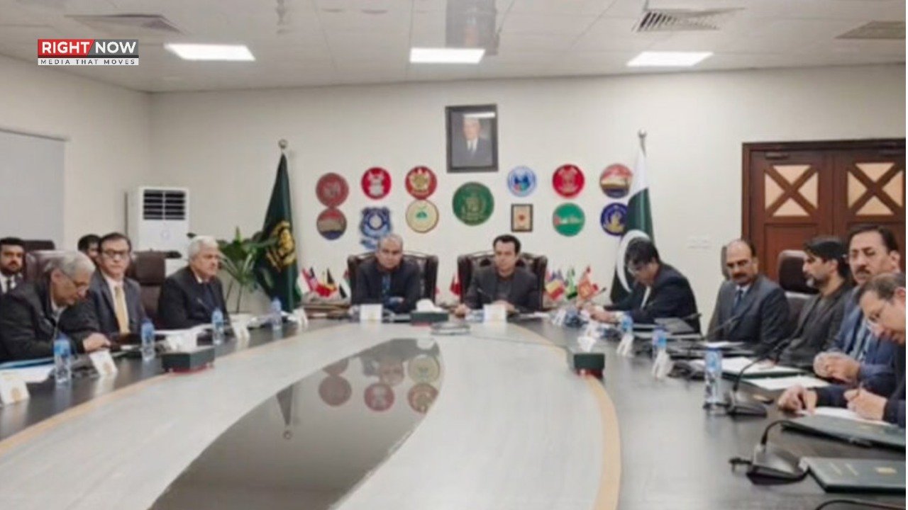 سپینش ریذیڈنٹ کارڈ کے لیے پاکستانی شہریوں کو سہولیات کی منظوری