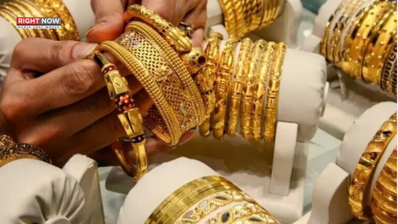 ملک میں سونے کی قیمت میں 24 ہزار 300 روپے کی بڑی کمی