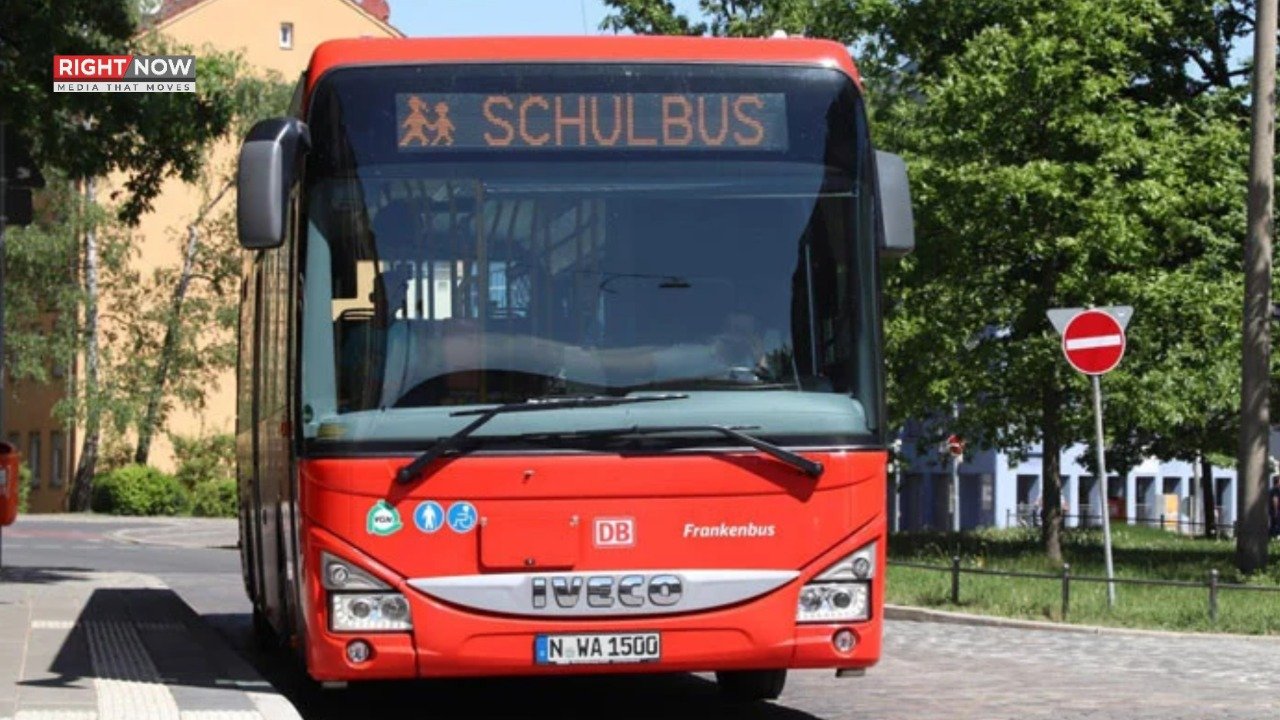 15 سالہ لڑکے نے گرل فرینڈ کے لیے اسکول بس چوری کی