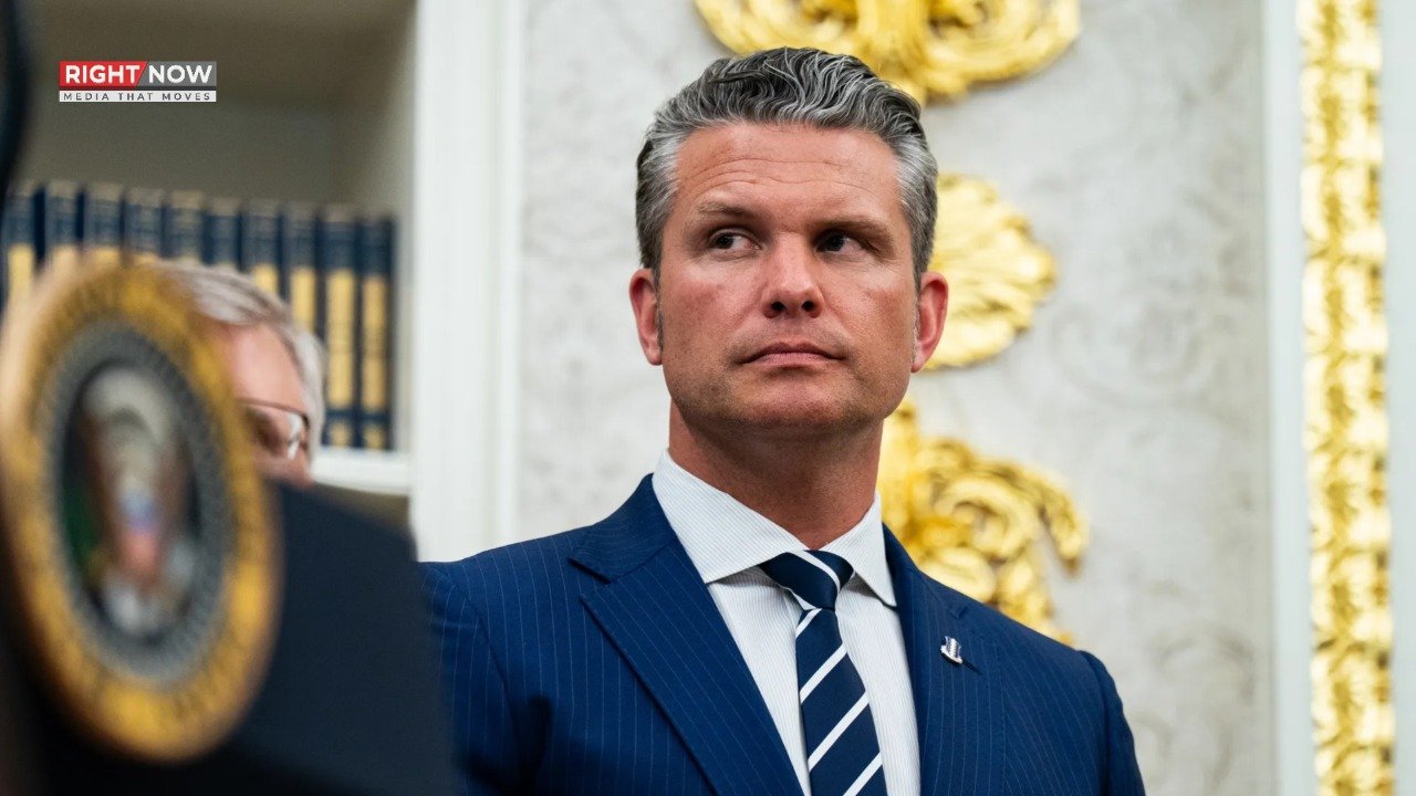 امریکی وزیر دفاع کی پریس کانفرنس میں آواز، سوشل میڈیا پر مذاق