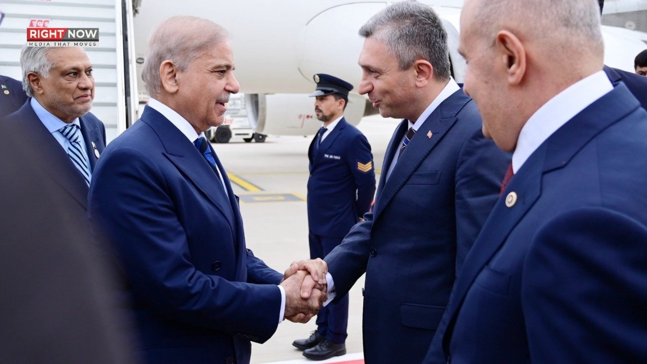 وزیراعظم شہباز شریف ترکیہ پہنچے، اہم ملاقاتیں متوقع