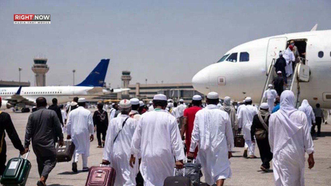کراچی، پہلی حج پرواز 160 عازمین کے ساتھ روانہ