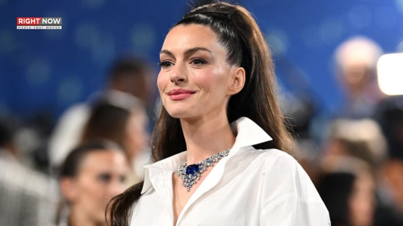 این ہیتھوے کو مداح نے قرآن پاک کا تحفہ دیا، ویڈیو وائرل