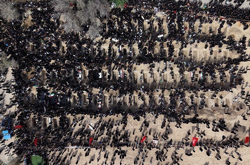 مناسب سکول میں شہید ہونے والی بچیوں کے جنازے کے مناظر