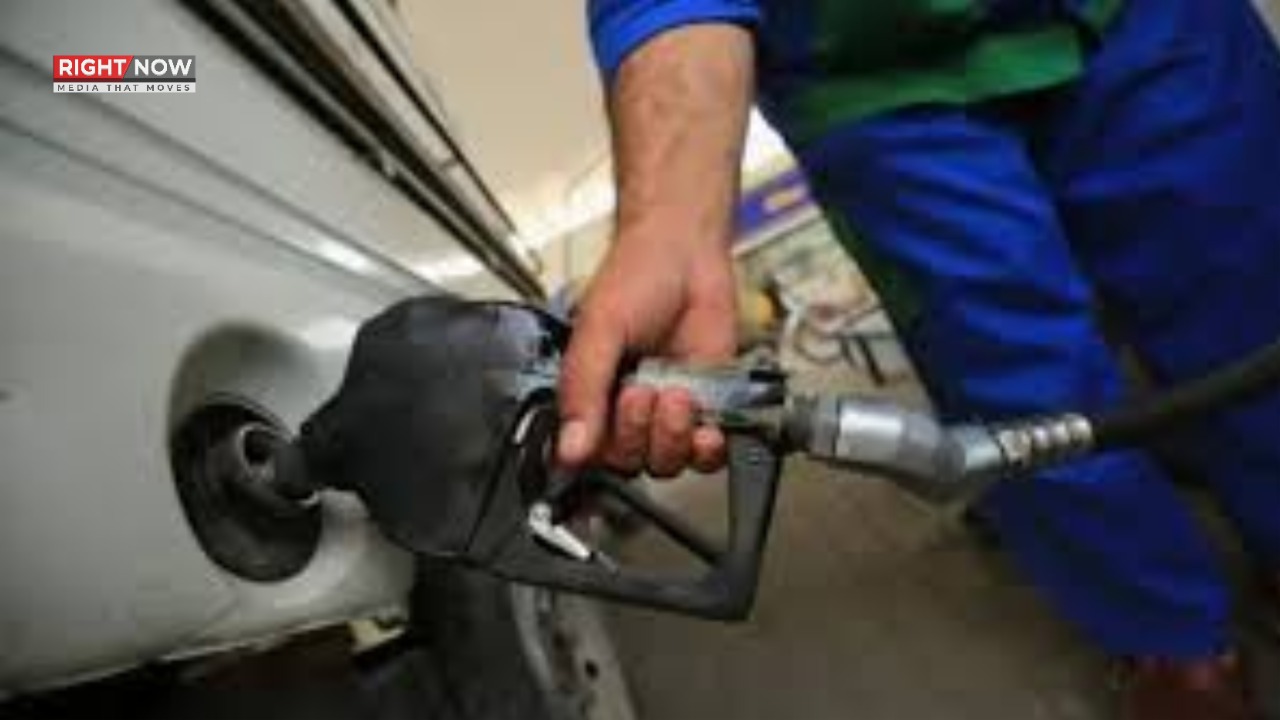 پٹرولیم کی قیمتوں میں کمی کا عوام کو فائدہ، شفاف فارمولہ تیار ہوگا