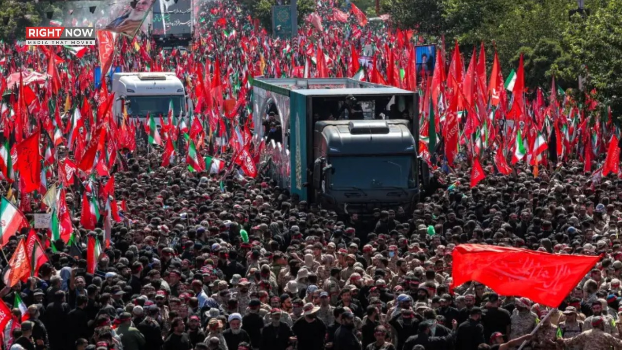 آیت اللہ خامنہ ای کی تدفین کے بعد ایران میں سوگ کا اختتام، مشہد میں بڑے جلوس