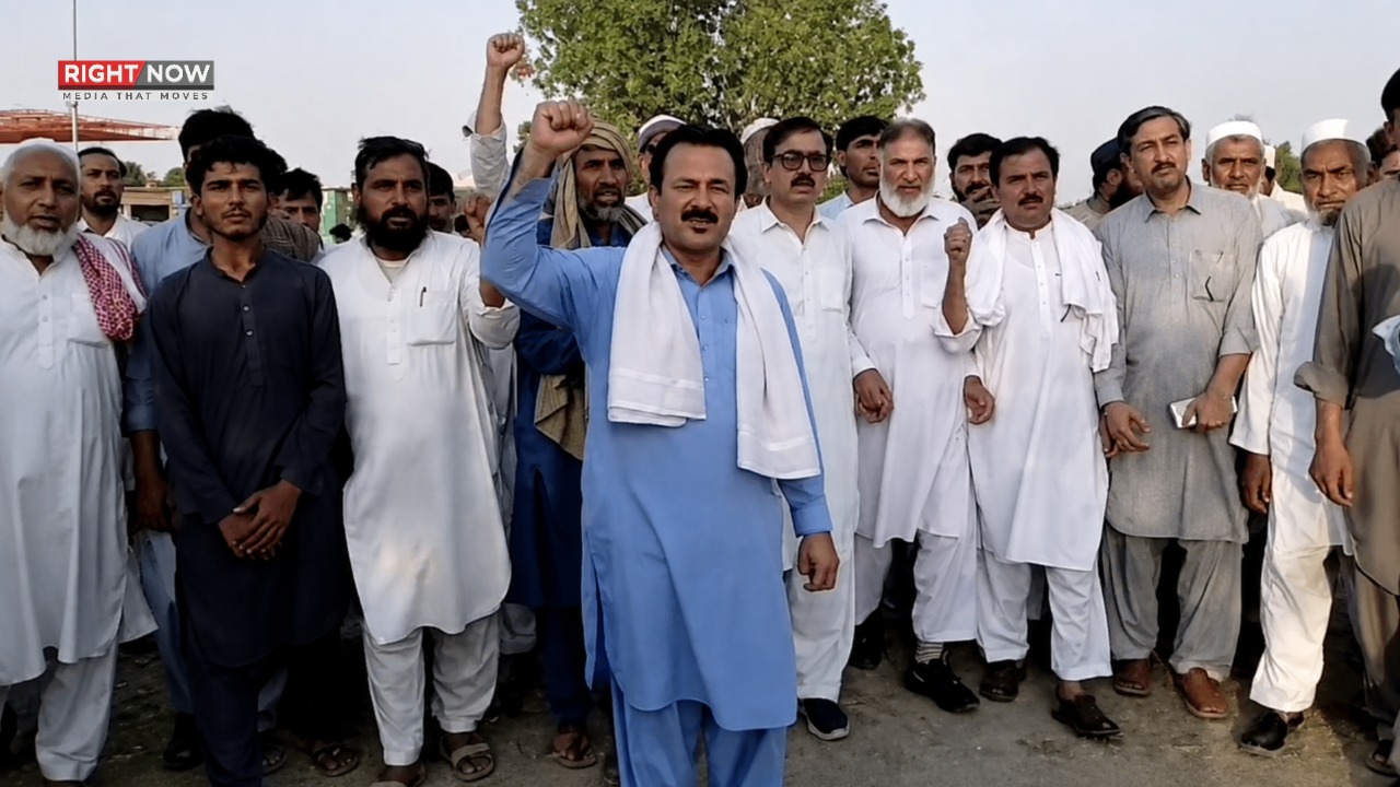 صوابی میں تمباکو کاشتکاروں کا کم نرخوں پر احتجاج، تمباکو نذر آتش
