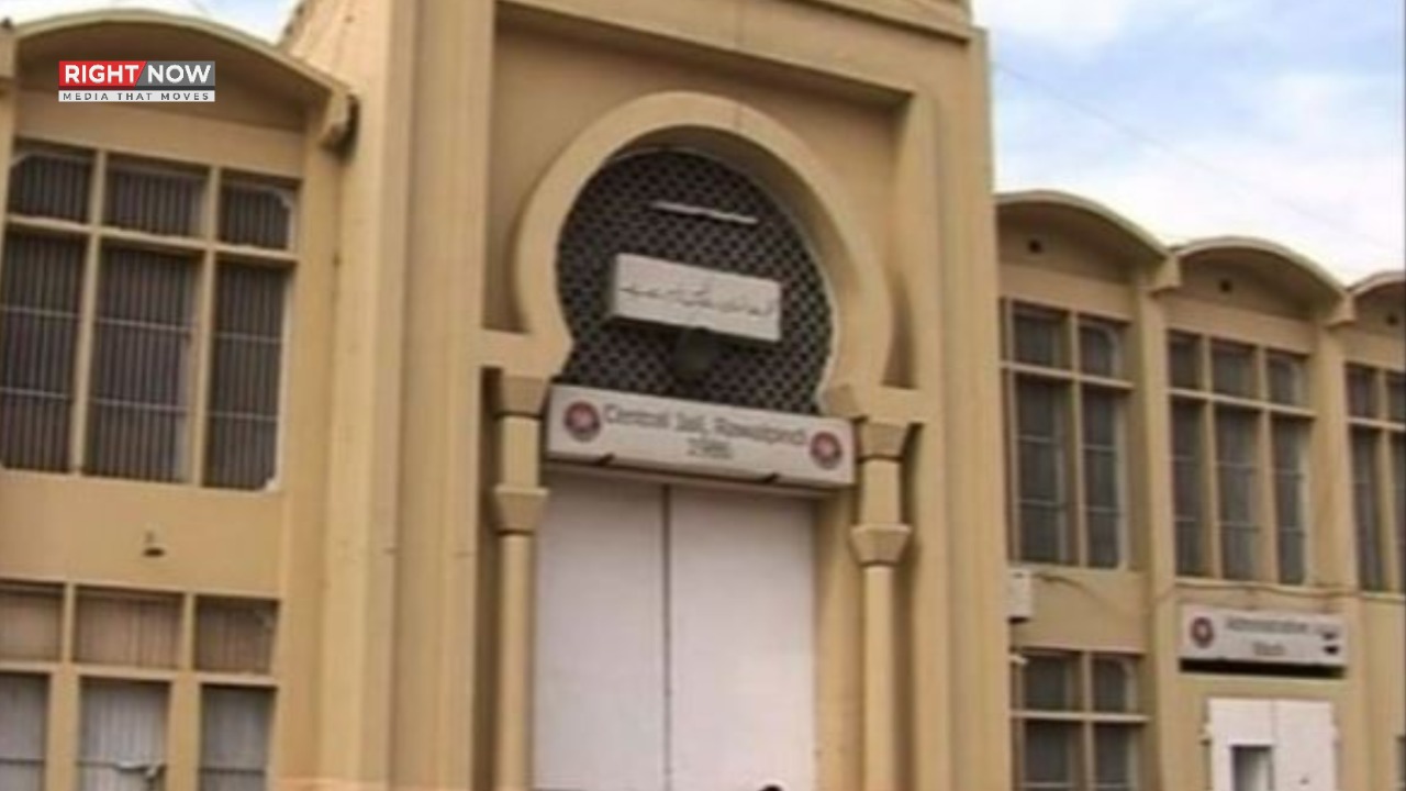 اڈیالہ جیل سے قیدیوں کے موبائل برآمد، اٹک جیل منتقل اور ملازمین معطل