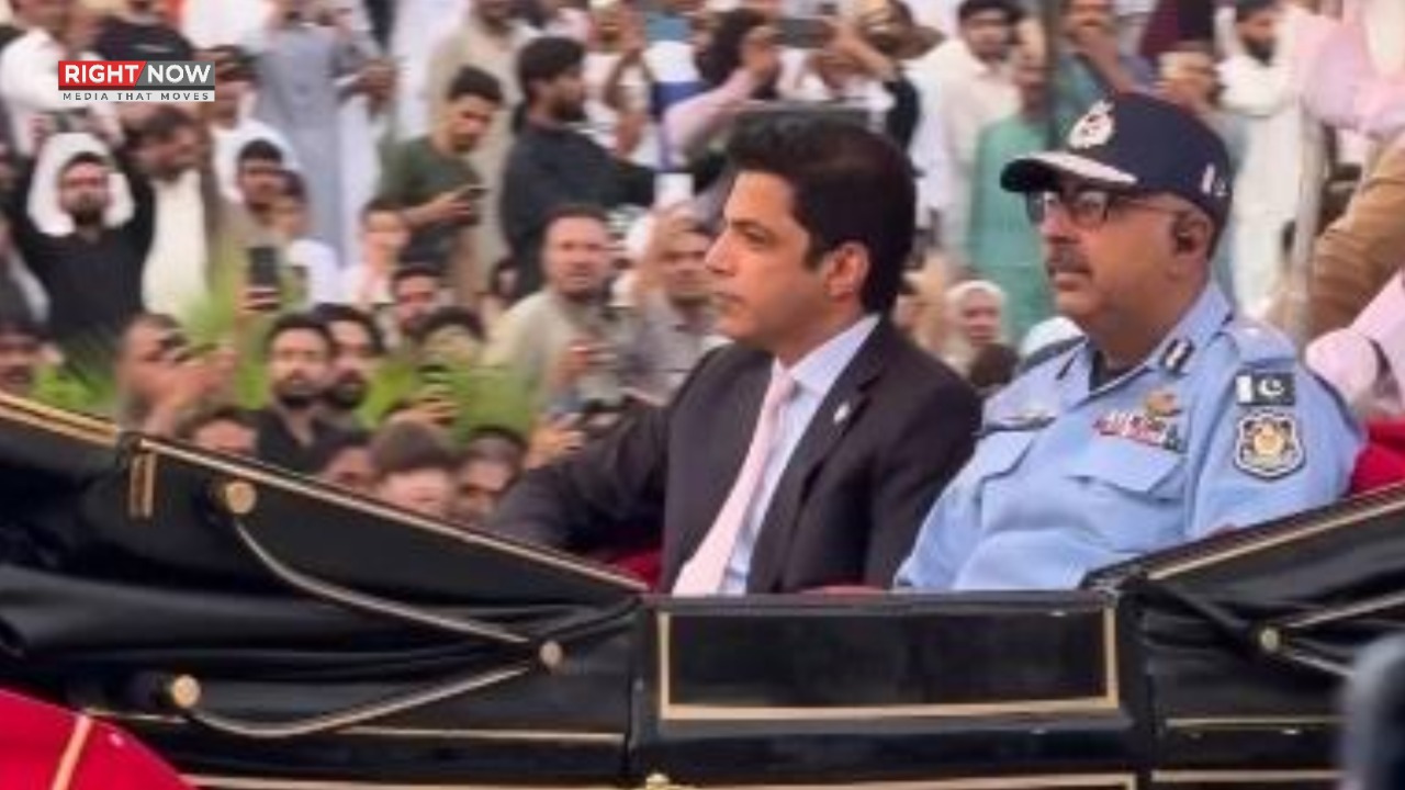 وزیراعظم کا آئی جی اور چیف کمشنر اسلام آباد کی بگھی سواری پر اظہار ناراضگی، آئندہ محتاط رویے کی ہدایت