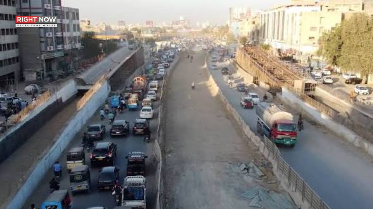 کراچی یونیورسٹی روڈ مکمل ہونے کے قریب، 15 ستمبر تک 100 فیصد تکمیل